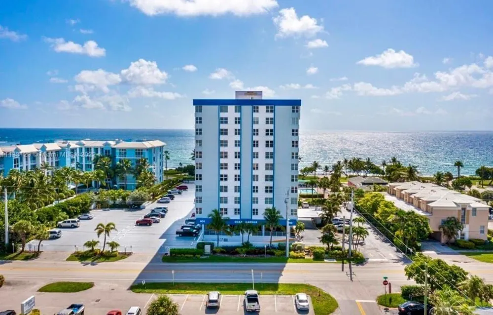 800 SE 20TH AVENUE #1106 Deerfield Beach, FL 33441