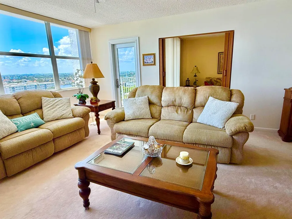 800 SE 20TH AVENUE #1106 Deerfield Beach, FL 33441