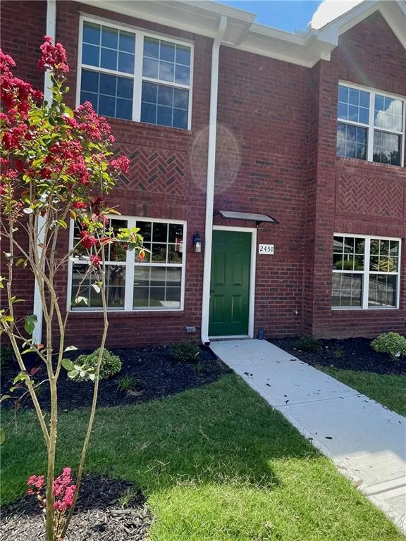 2451 Terrace View Nw Gainesville, GA 30501