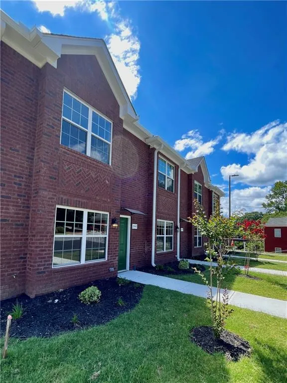 2451 Terrace View Nw Gainesville, GA 30501
