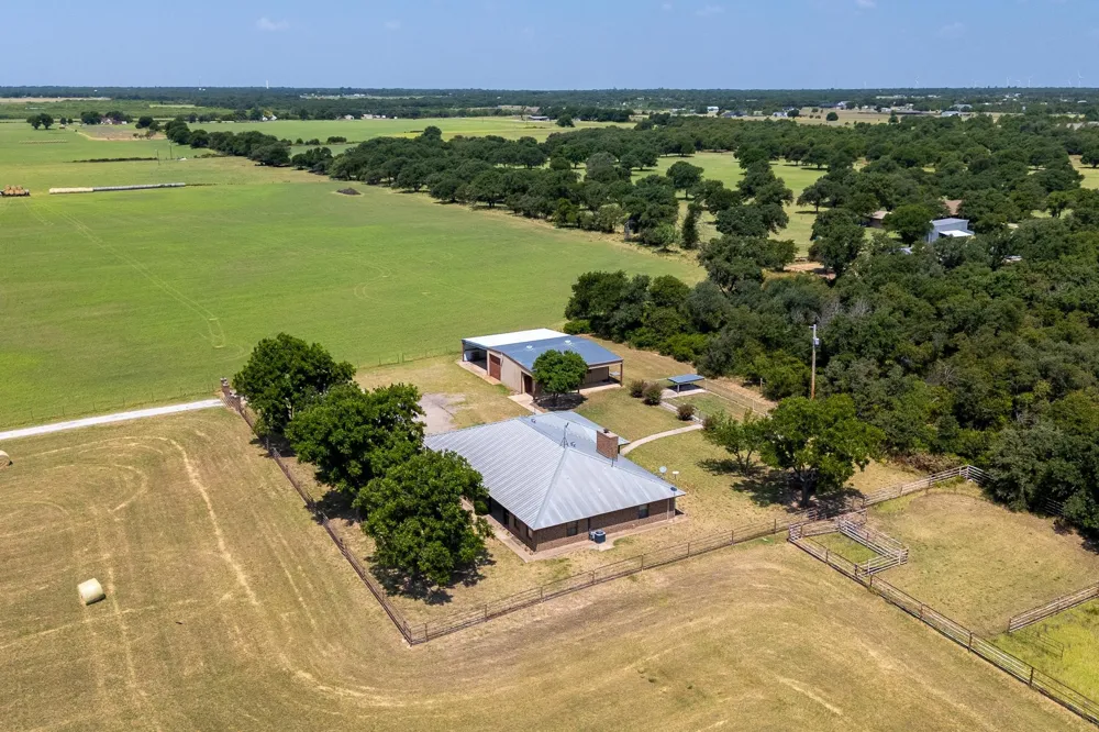 6494 County Road 254 Clyde, TX 79510