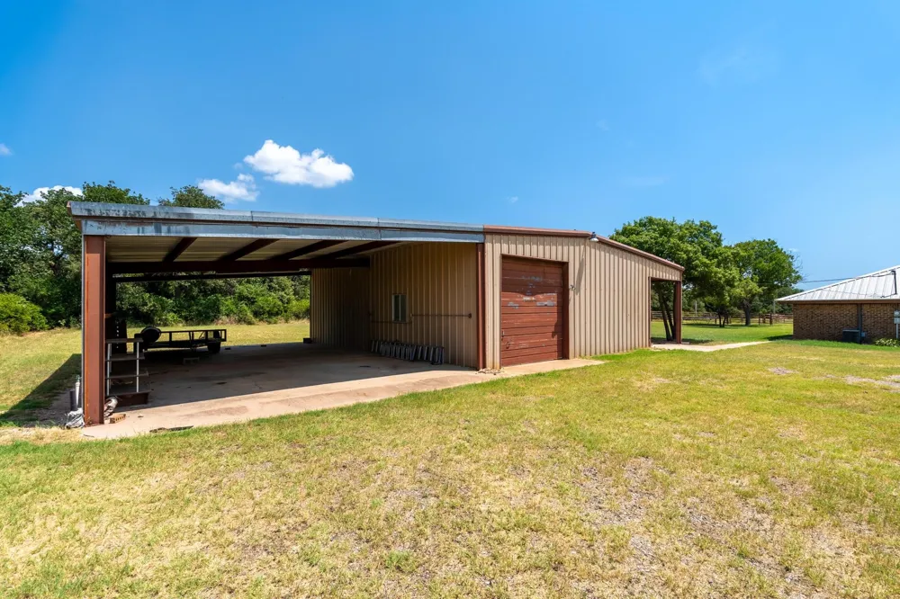 6494 County Road 254 Clyde, TX 79510