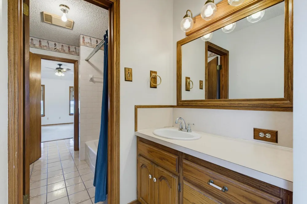 6494 County Road 254 Clyde, TX 79510
