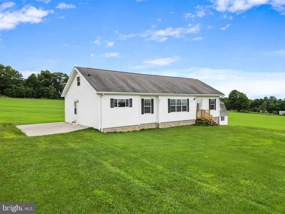 71 GREENWOOD LANE Aurora, WV 26705