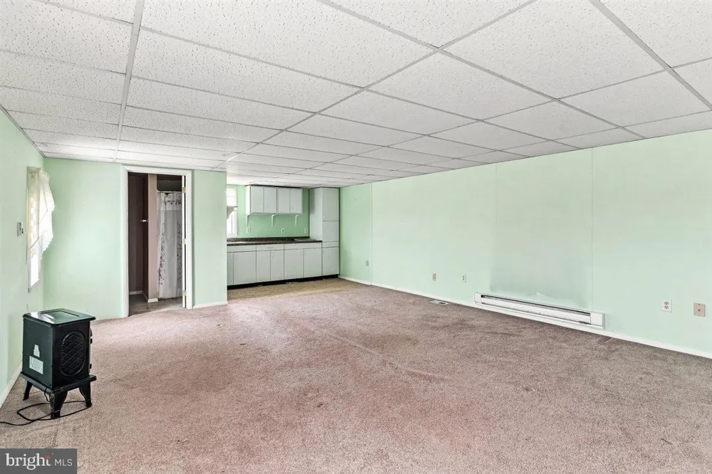 71 GREENWOOD LANE Aurora, WV 26705
