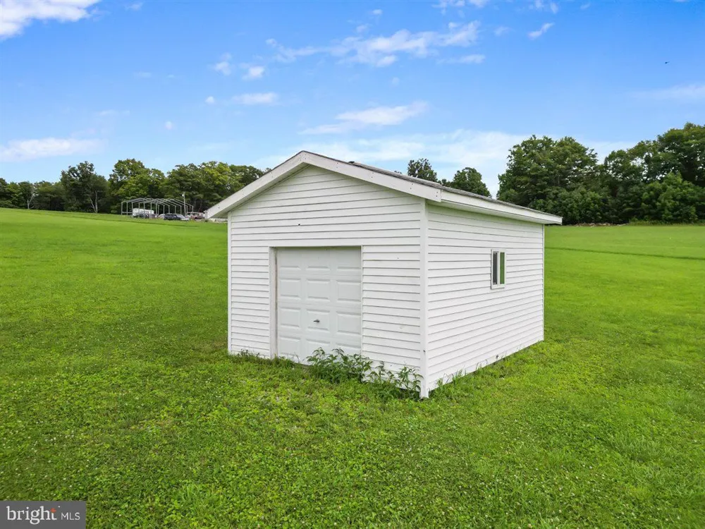 71 GREENWOOD LANE Aurora, WV 26705