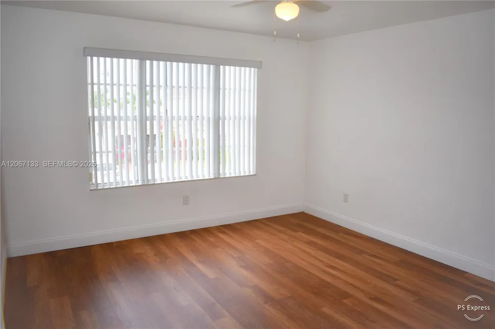 11759 SW 117th Pl Miami, FL 33186