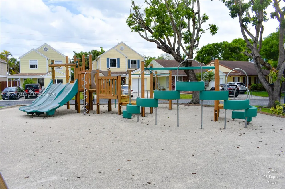 11759 SW 117th Pl Miami, FL 33186