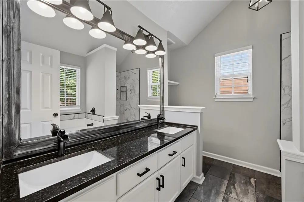 7650 Summit Trail Riverdale, GA 30274
