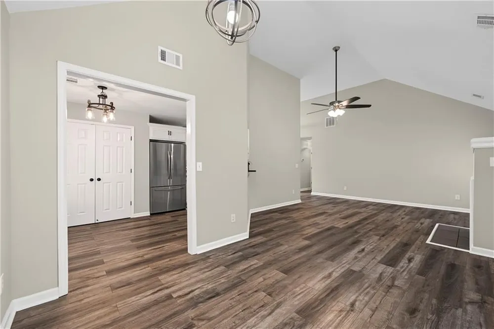 7650 Summit Trail Riverdale, GA 30274