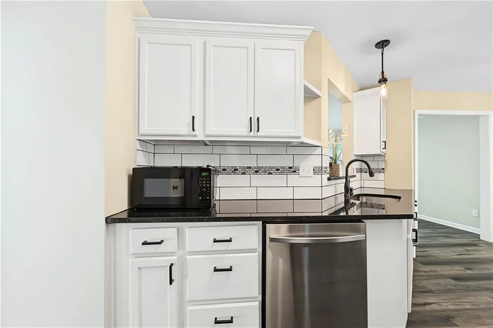 7650 Summit Trail Riverdale, GA 30274