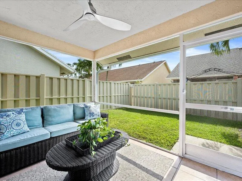 237 W MOCCASIN TRAIL W Jupiter, FL 33458