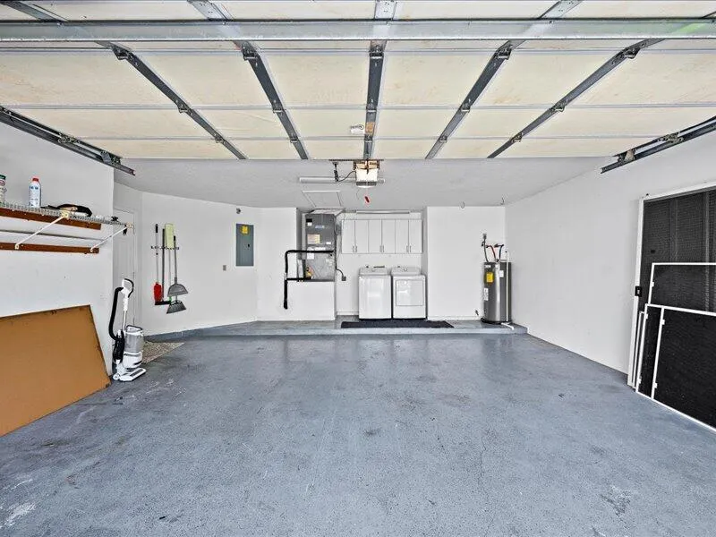 237 W MOCCASIN TRAIL W Jupiter, FL 33458