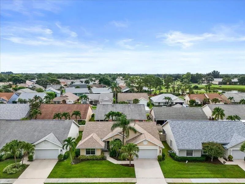 237 W MOCCASIN TRAIL W Jupiter, FL 33458