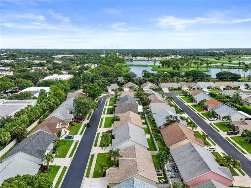 237 W MOCCASIN TRAIL W Jupiter, FL 33458