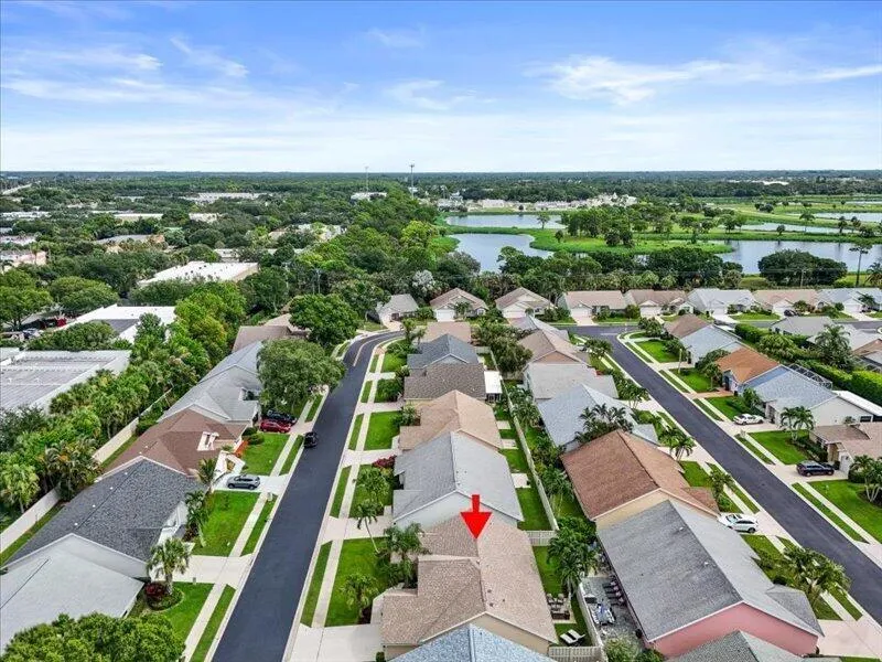 237 W MOCCASIN TRAIL W Jupiter, FL 33458