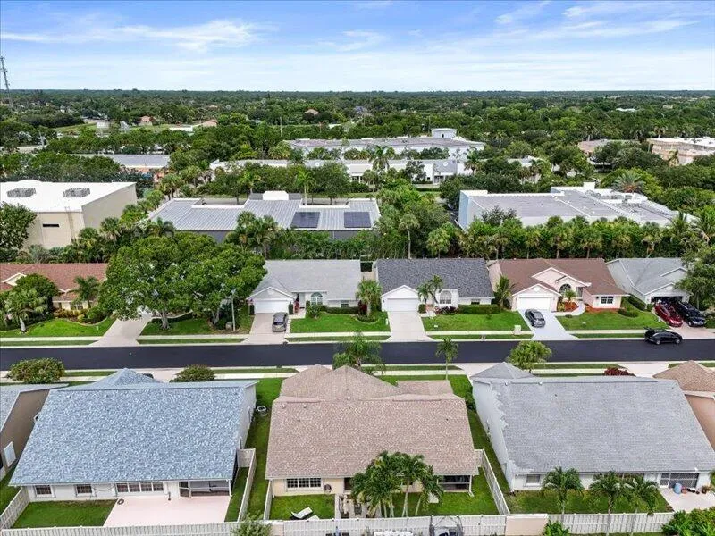 237 W MOCCASIN TRAIL W Jupiter, FL 33458