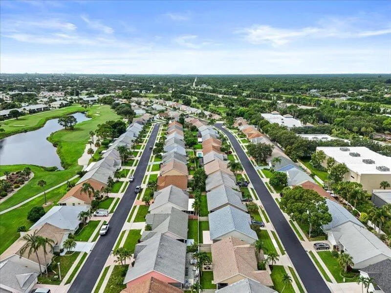 237 W MOCCASIN TRAIL W Jupiter, FL 33458