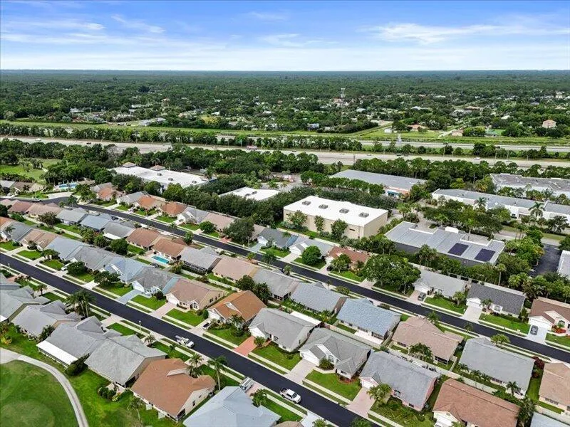 237 W MOCCASIN TRAIL W Jupiter, FL 33458