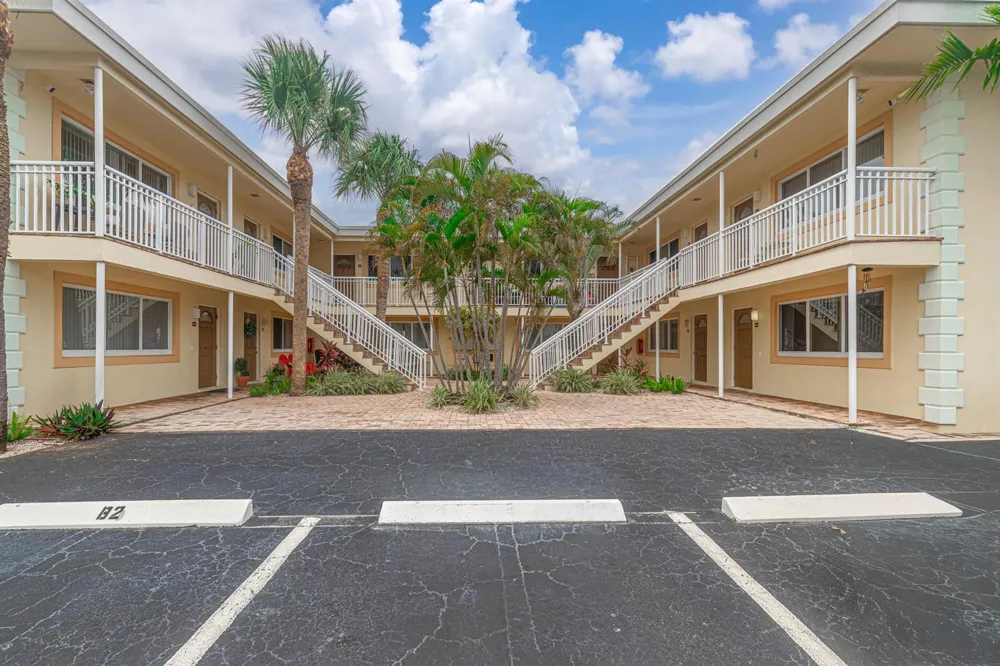 1649 SE 4TH STREET #B3 Deerfield Beach, FL 33441