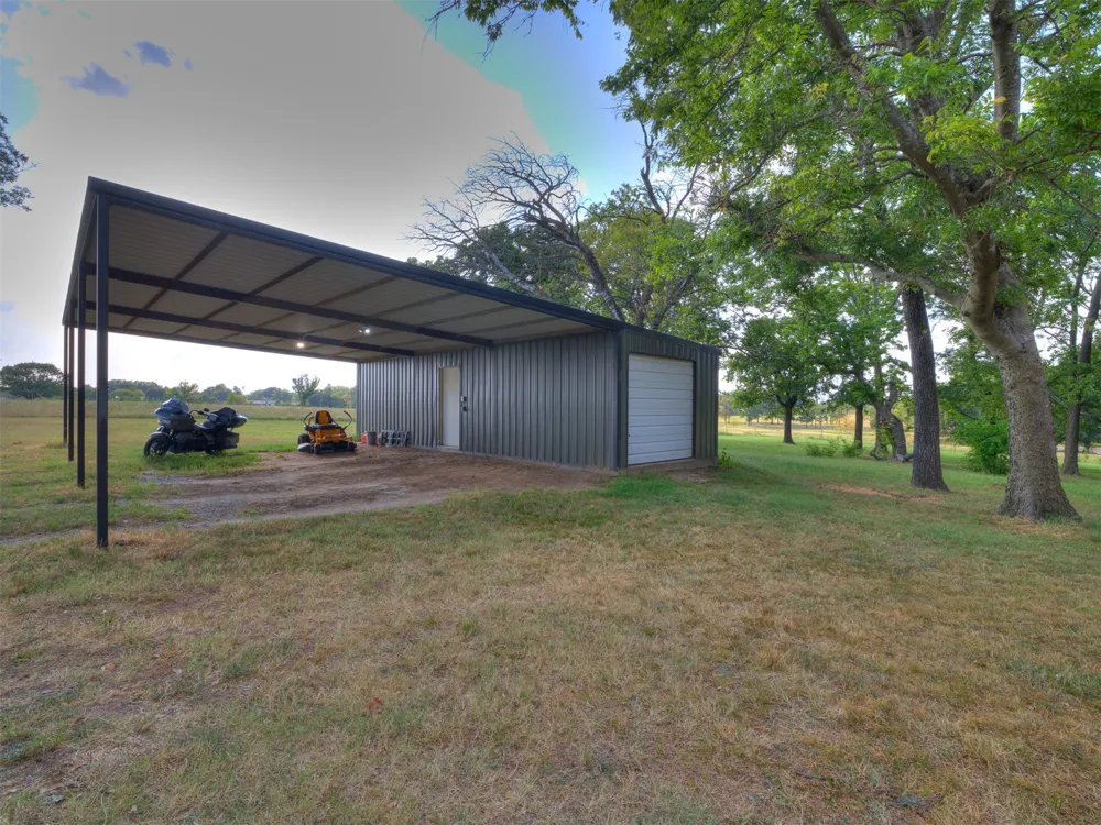 8442 3982 Copan, OK 74022