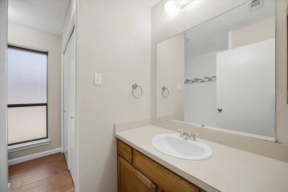 117 Cole Street Garland, TX 75040