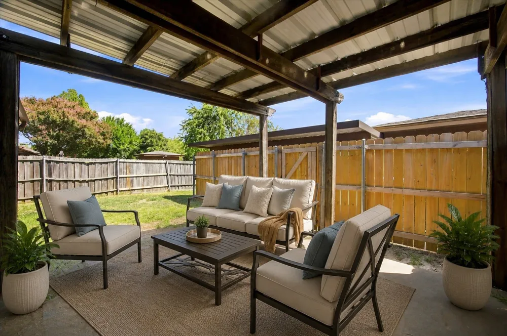 117 Cole Street Garland, TX 75040