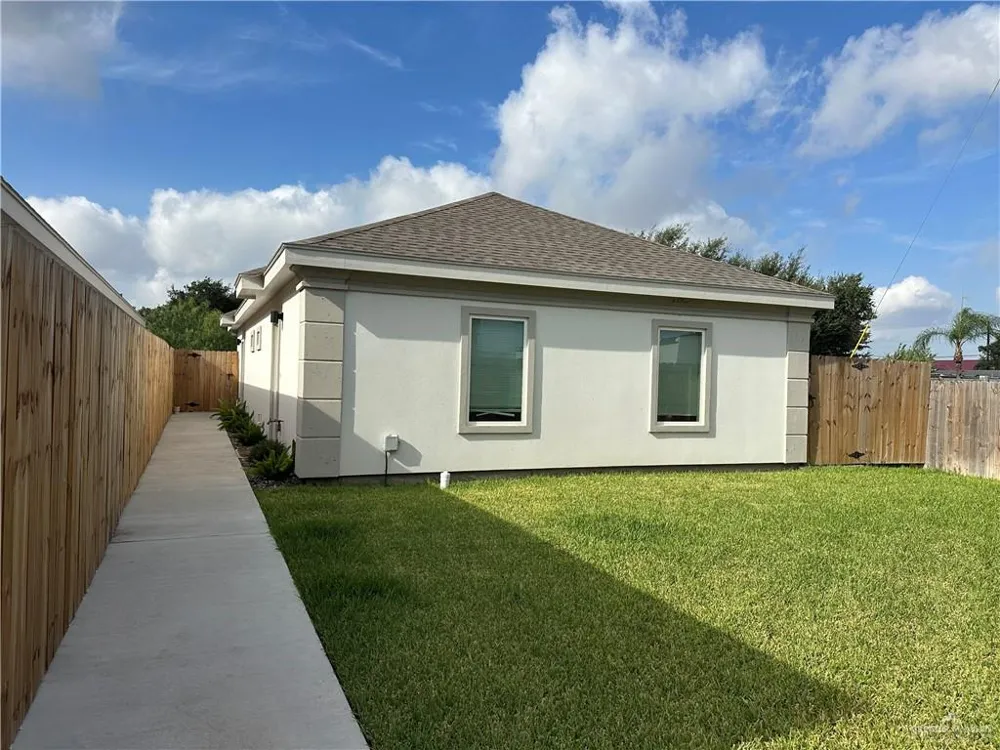 7703 58th Lane Mission, TX 78573
