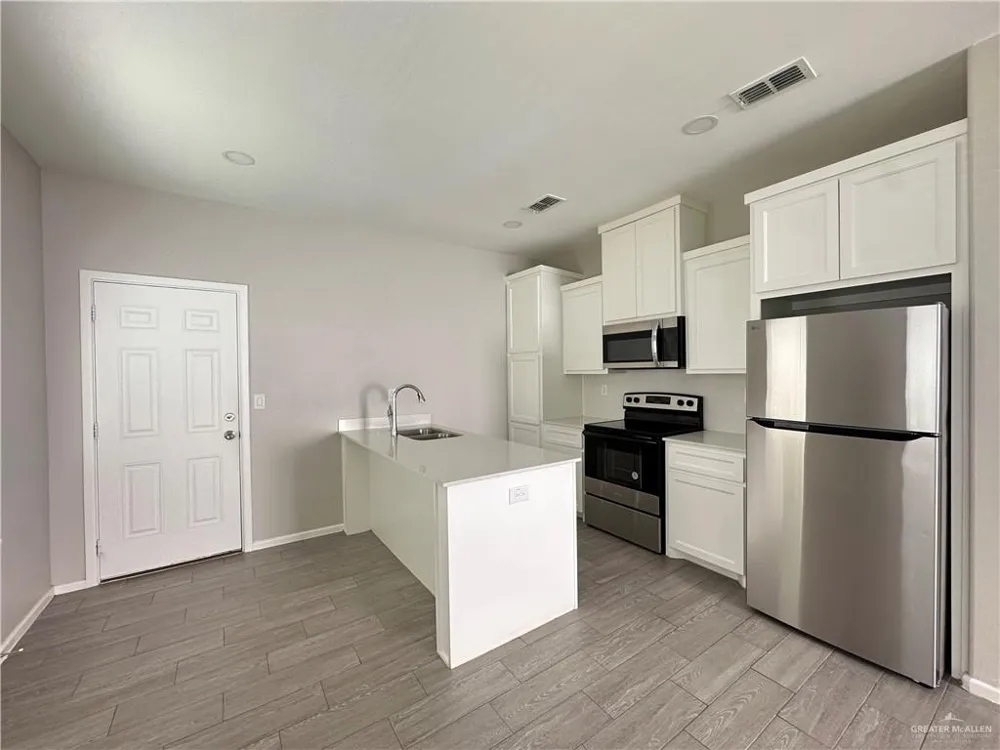 7703 58th Lane Mission, TX 78573