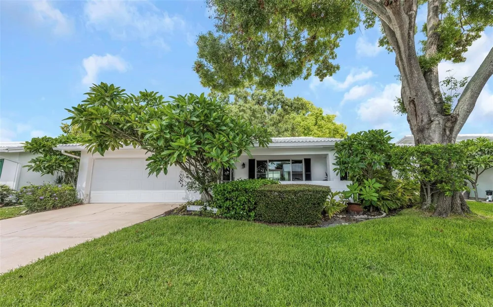 9110 40TH WAY Pinellas Park, FL 33782