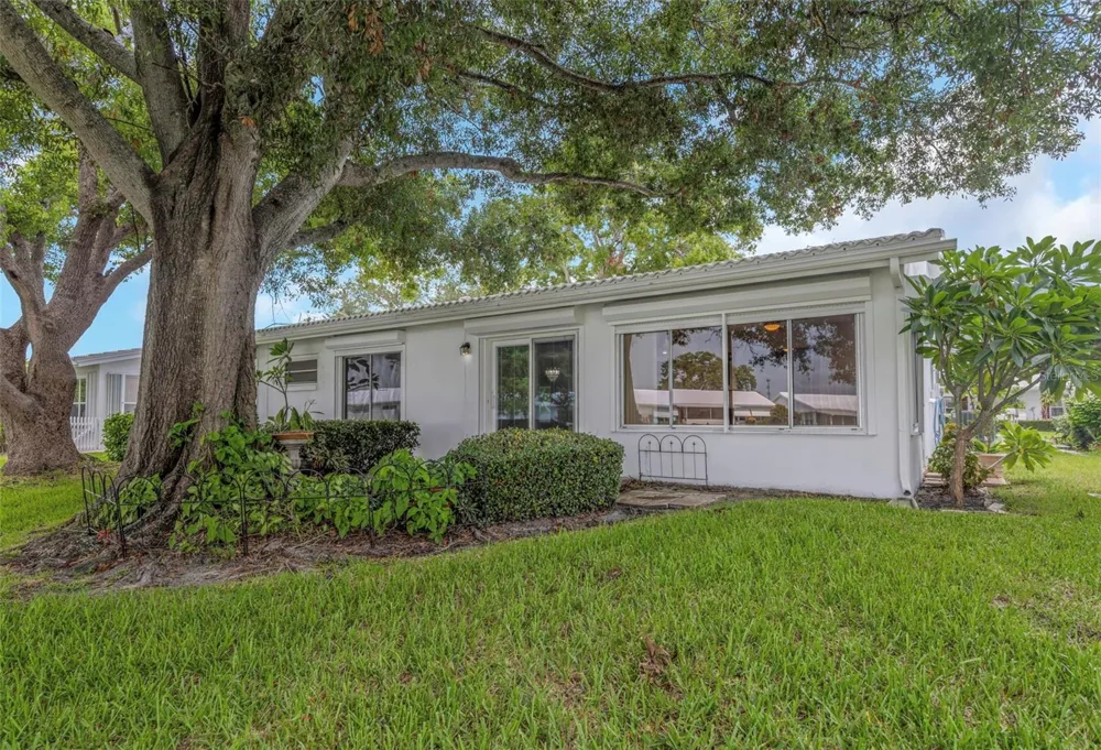 9110 40TH WAY Pinellas Park, FL 33782