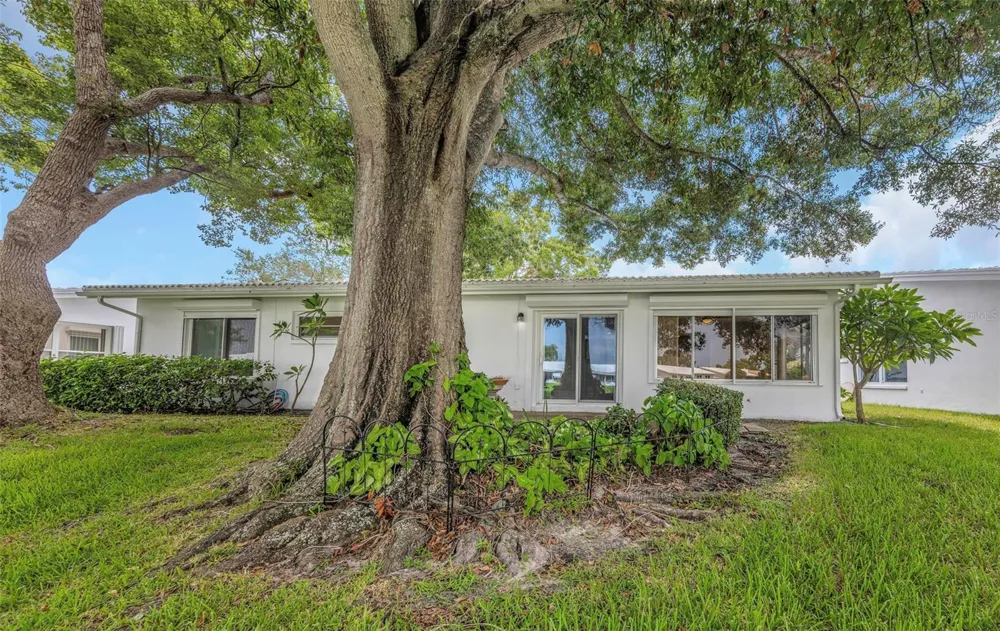 9110 40TH WAY Pinellas Park, FL 33782