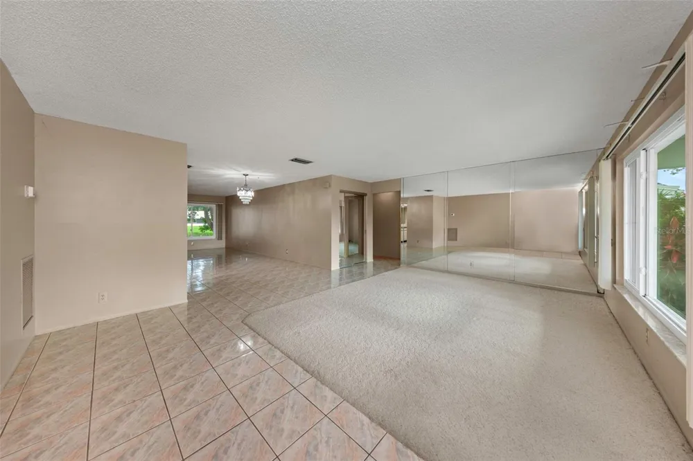 9110 40TH WAY Pinellas Park, FL 33782