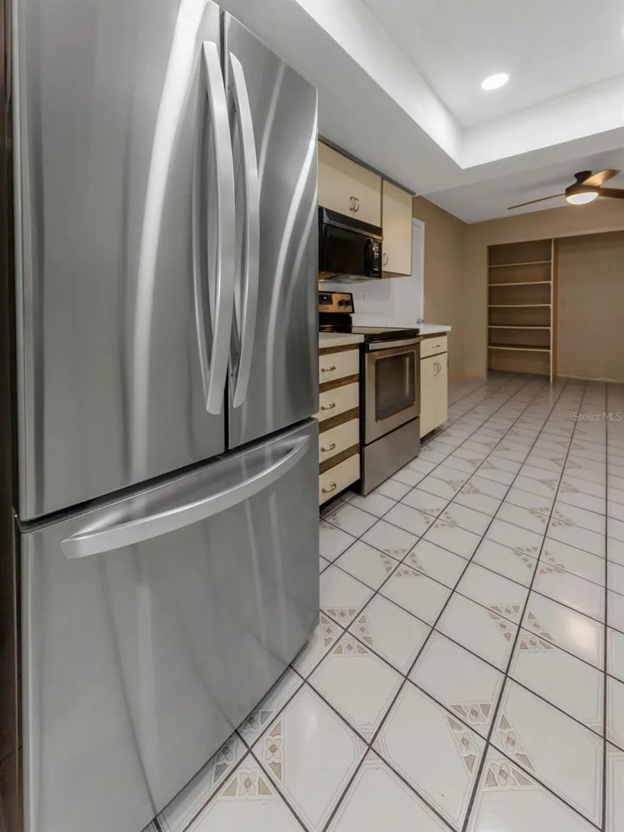 9110 40TH WAY Pinellas Park, FL 33782