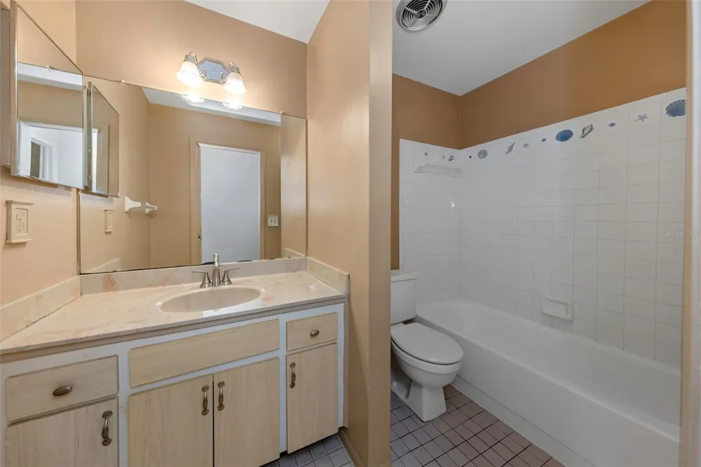 9110 40TH WAY Pinellas Park, FL 33782