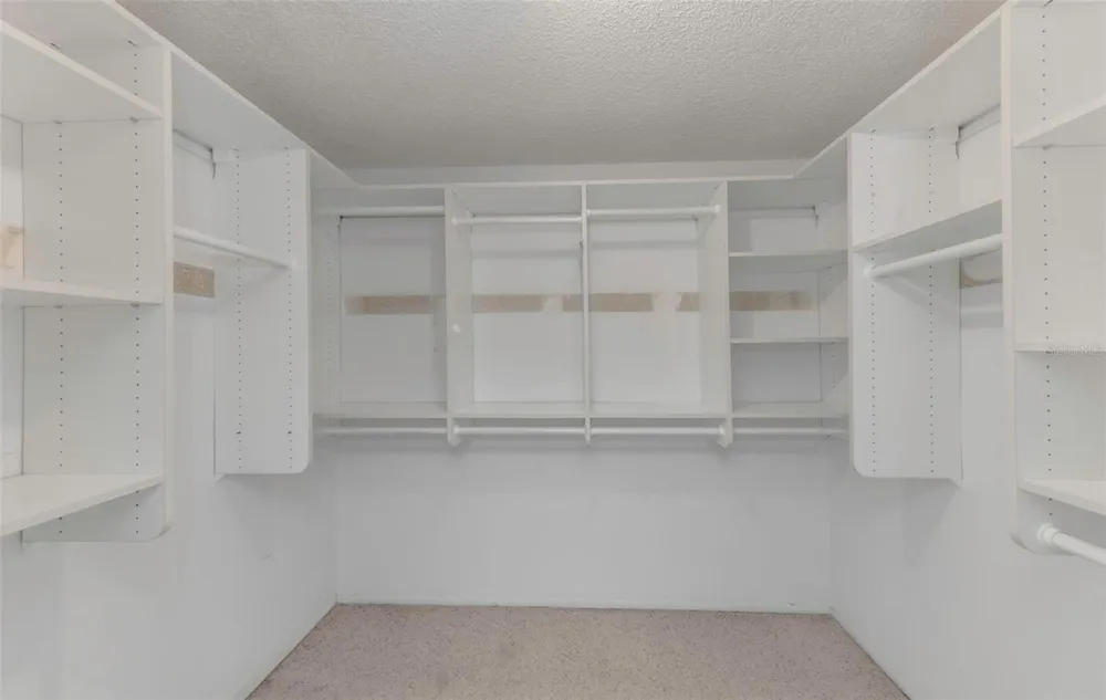 9110 40TH WAY Pinellas Park, FL 33782