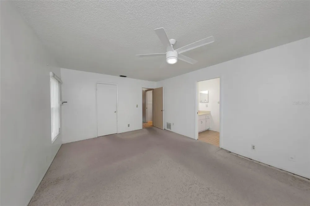 9110 40TH WAY Pinellas Park, FL 33782