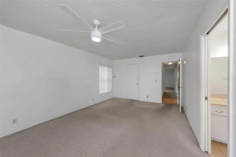 9110 40TH WAY Pinellas Park, FL 33782
