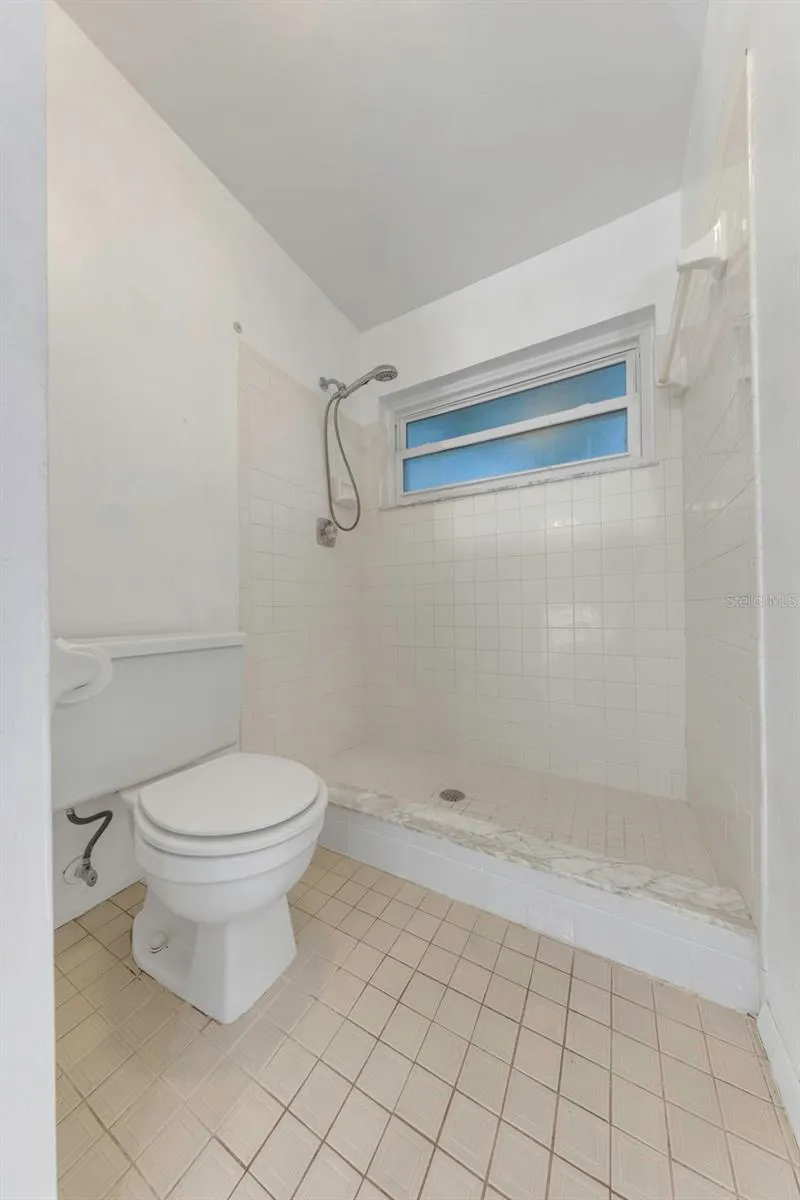 9110 40TH WAY Pinellas Park, FL 33782