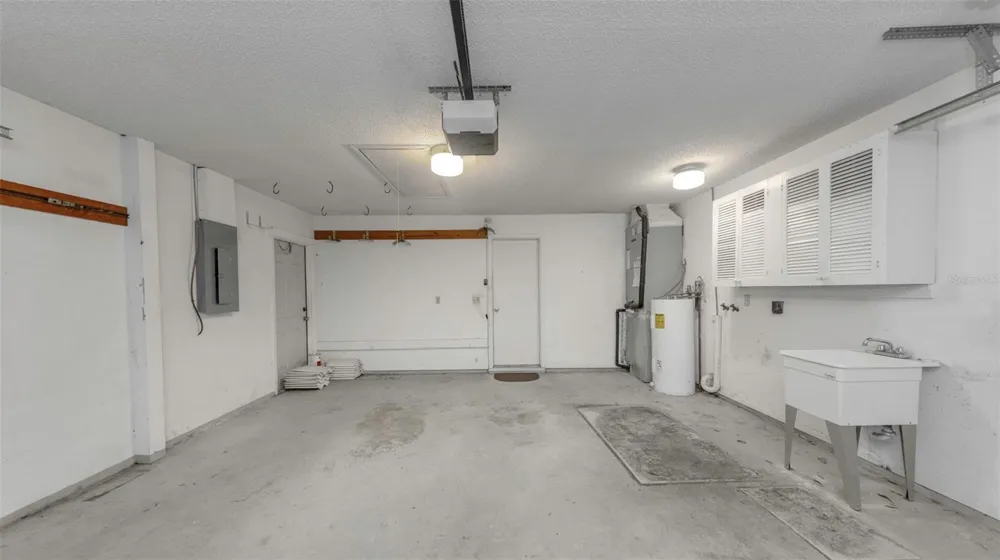 9110 40TH WAY Pinellas Park, FL 33782