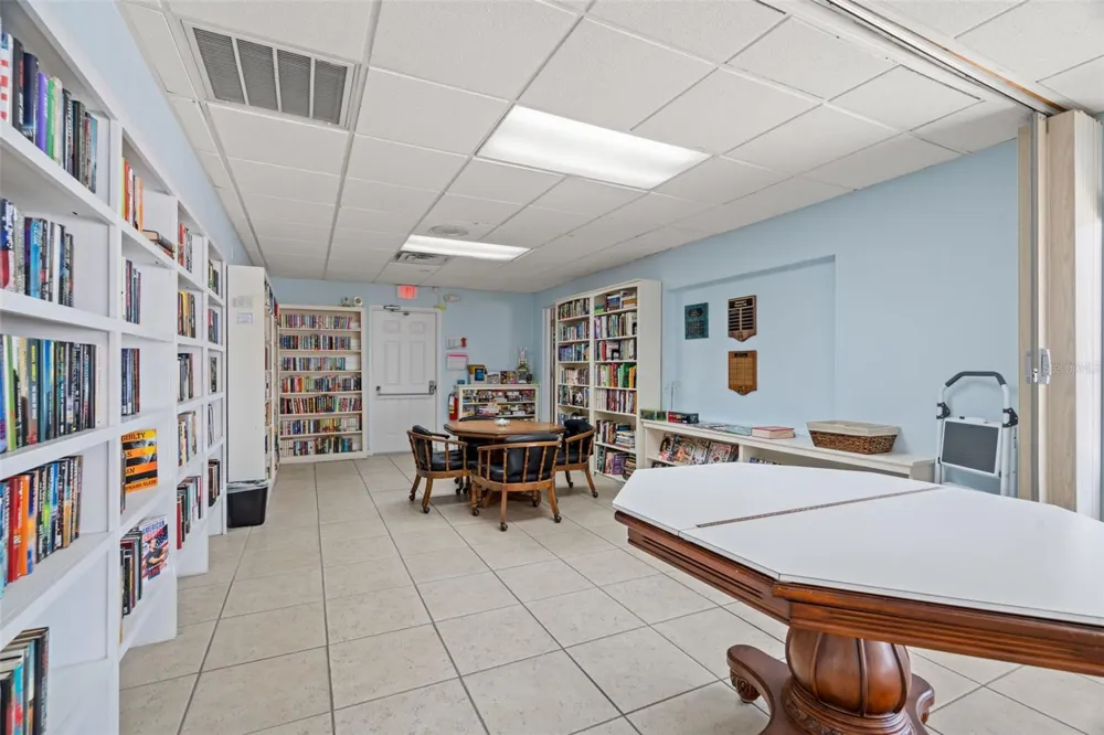 9110 40TH WAY Pinellas Park, FL 33782