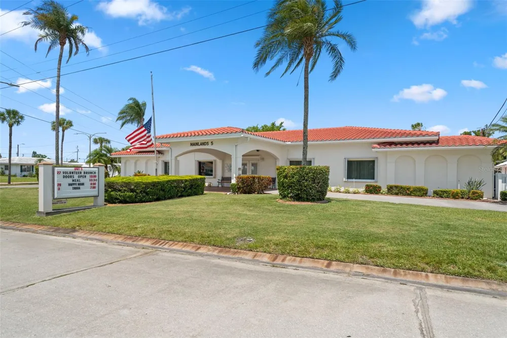9110 40TH WAY Pinellas Park, FL 33782