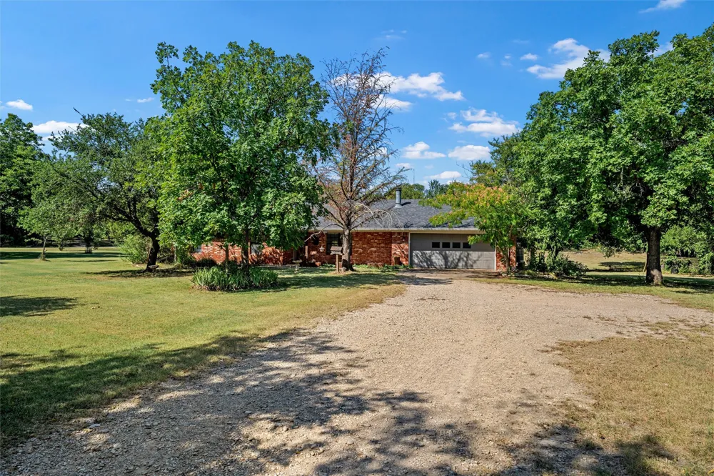 266 Childress Creek Drive China Spring, TX 76633