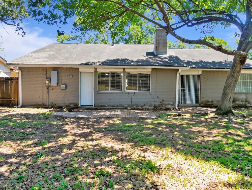 2806 W Birchdale Drive Missouri City, TX 77489