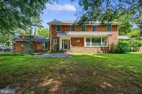 78 PEQUOT TRAIL