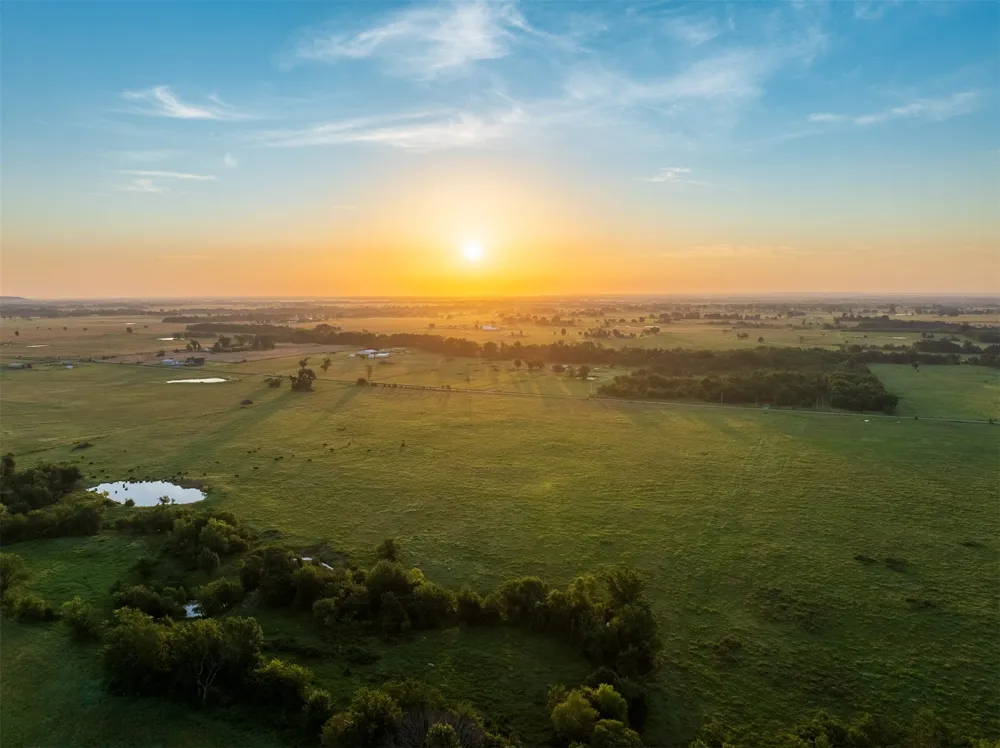 2 427 ROAD Pryor, OK 74361
