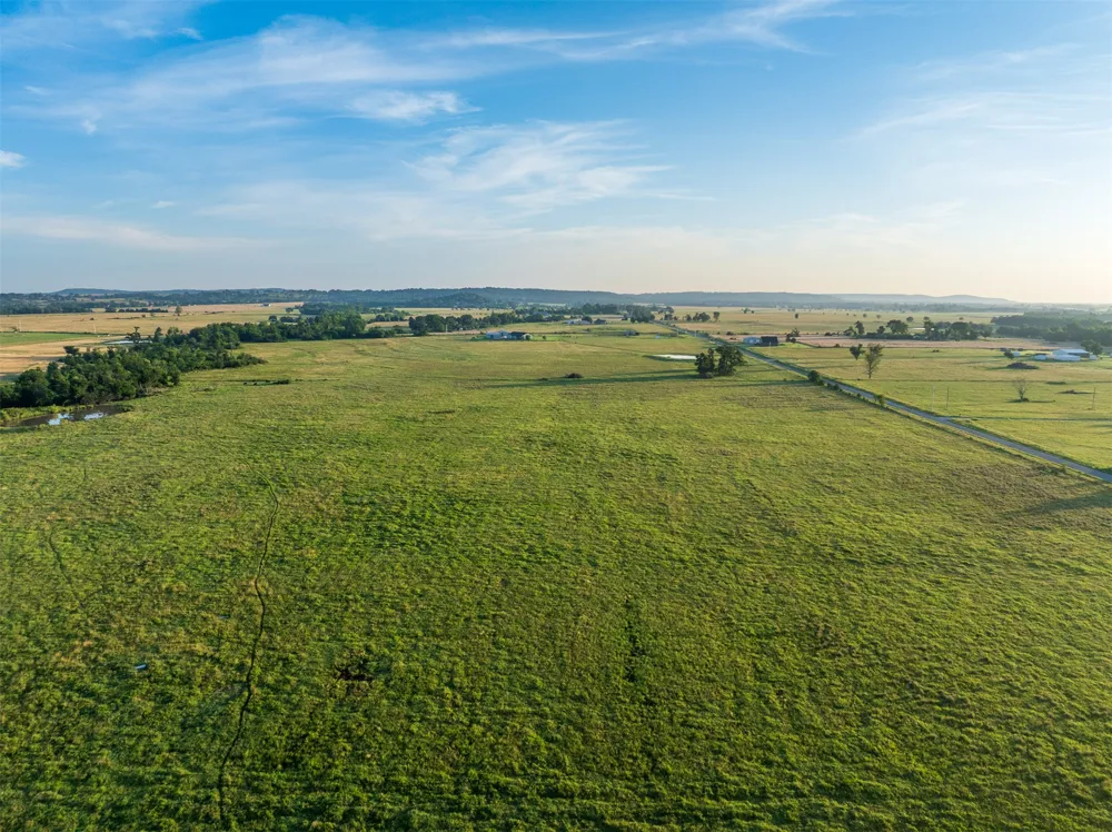 2 427 ROAD Pryor, OK 74361