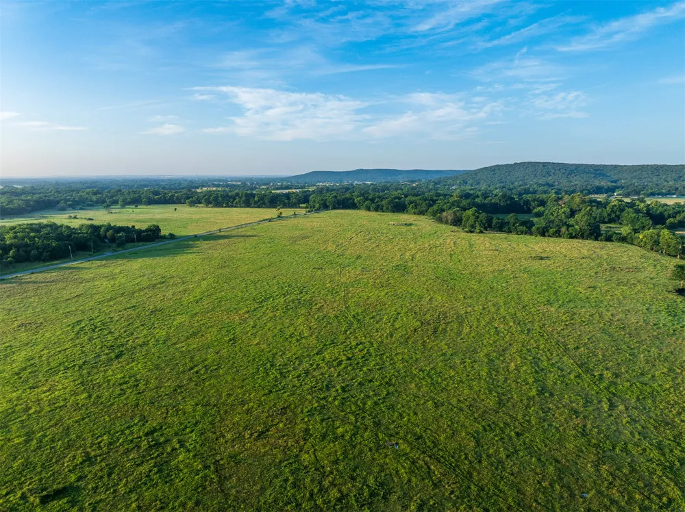 2 427 ROAD Pryor, OK 74361