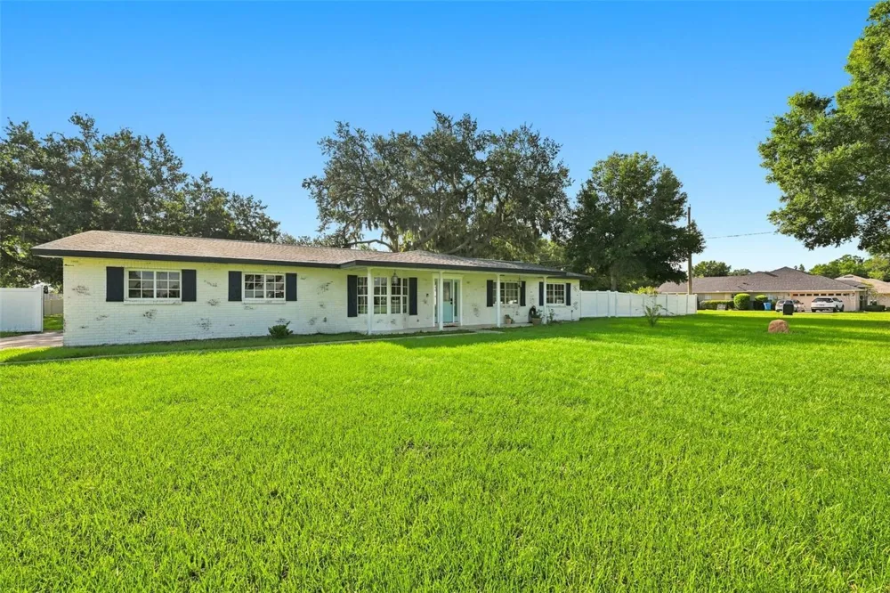 2119 GALLAGHER ROAD Dover, FL 33527