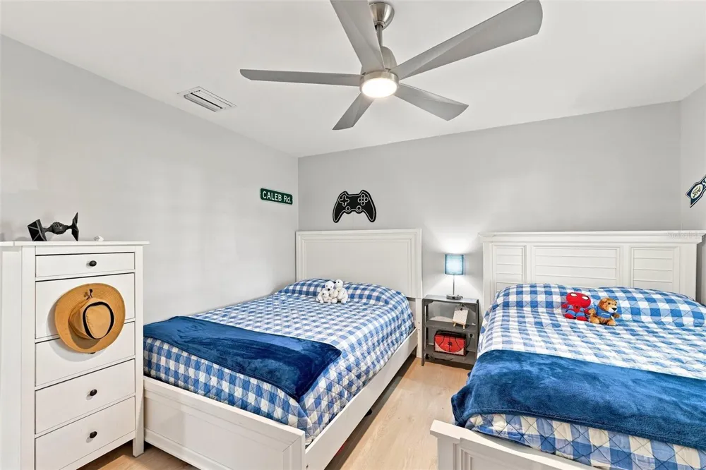 2119 GALLAGHER ROAD Dover, FL 33527